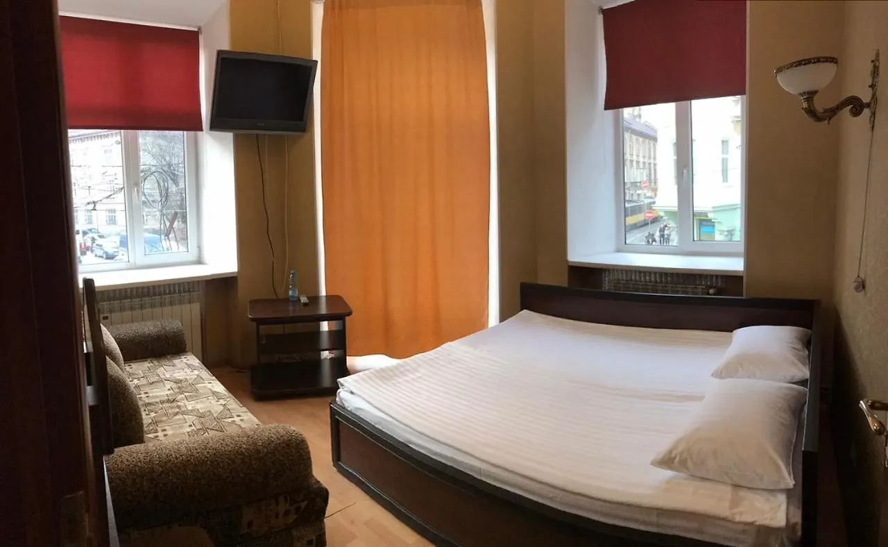 Apart-Hotel City Center Contrabas إلفيف فندق
