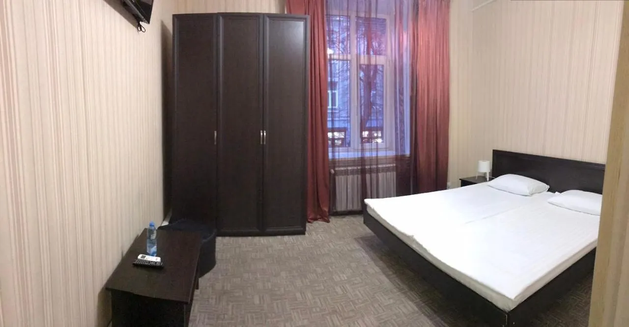 Apart-Hotel City Center Contrabas إلفيف