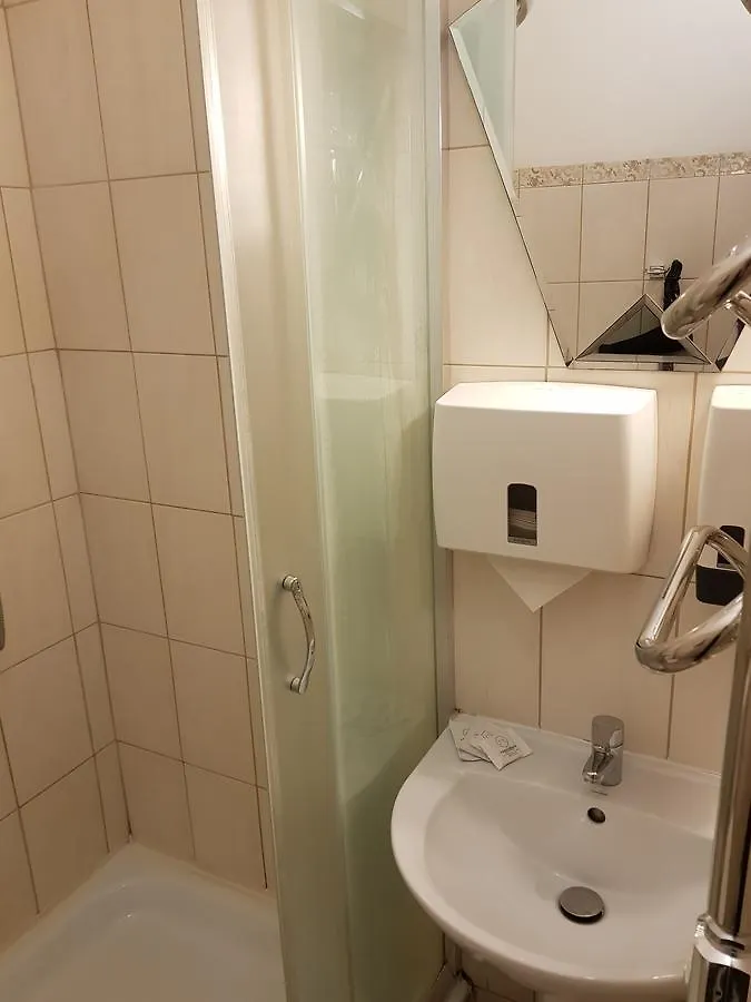 فندق Apart-Hotel City Center Contrabas إلفيف
