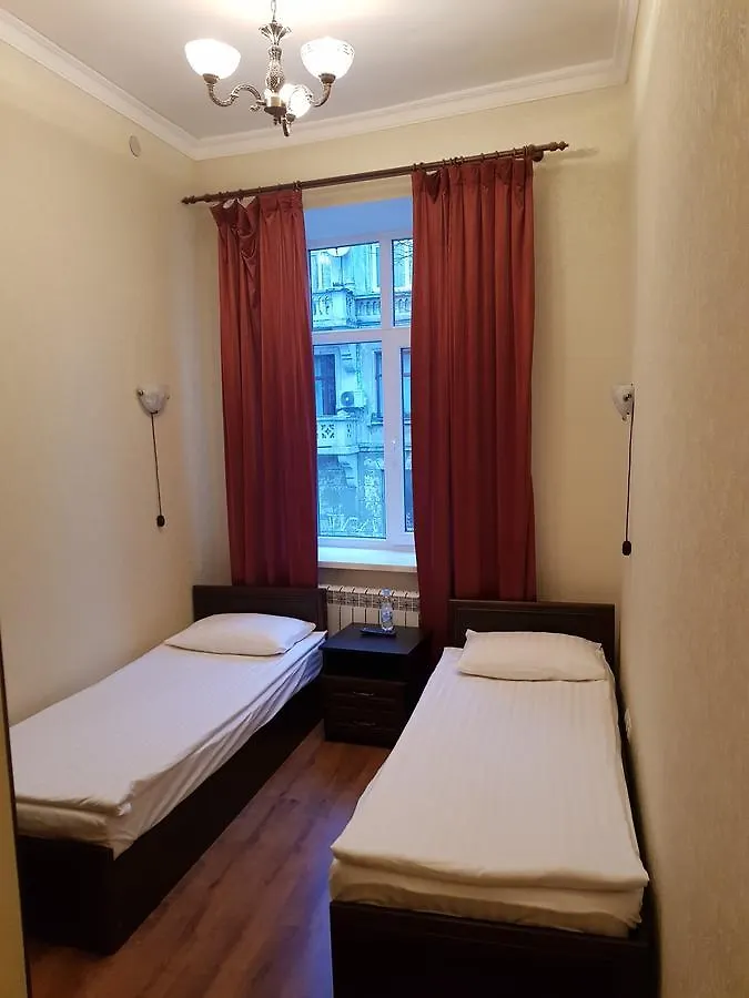 Apart-Hotel City Center Contrabas إلفيف فندق